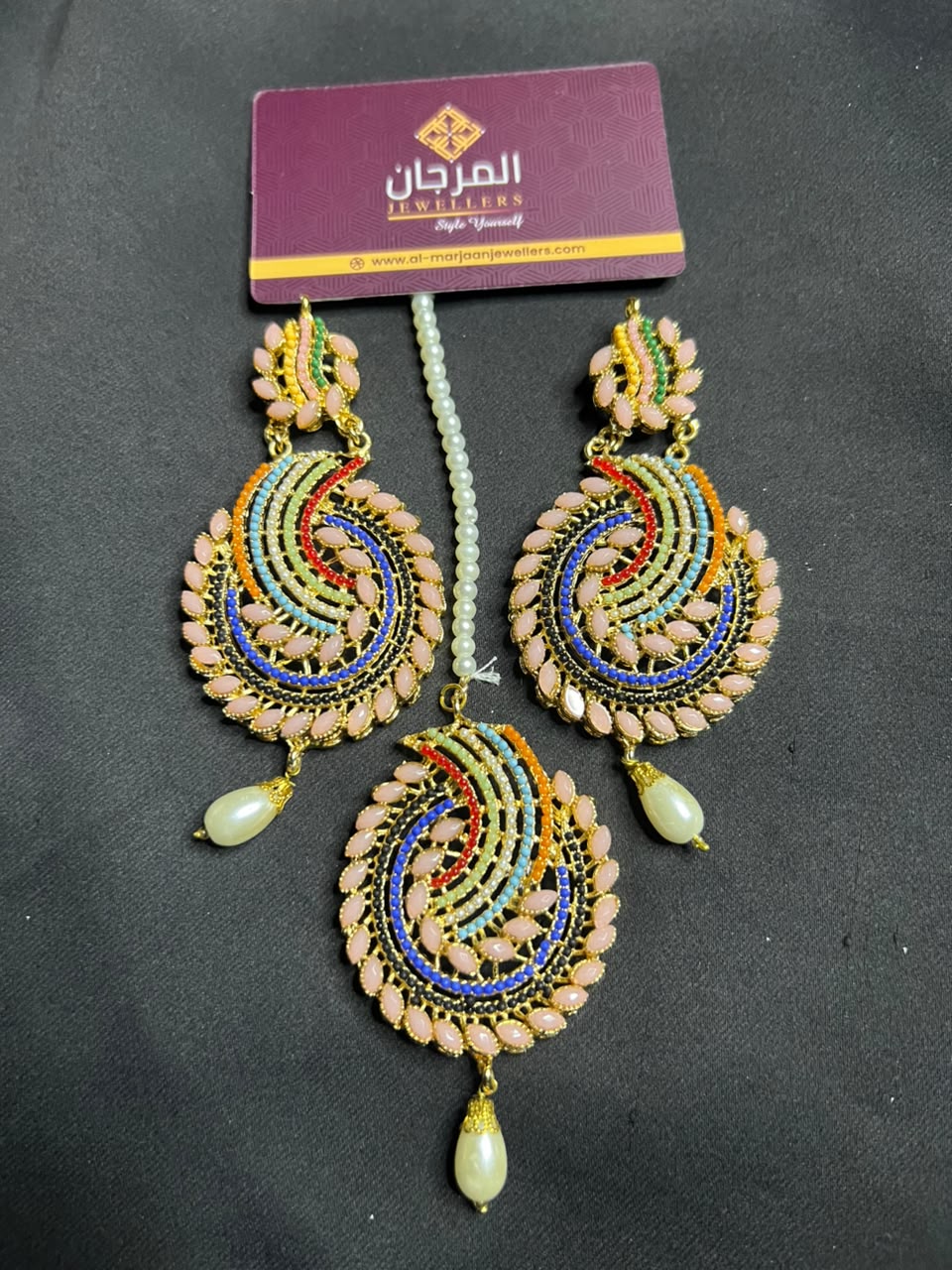Multicolor Pink Statement Bindi Kanta