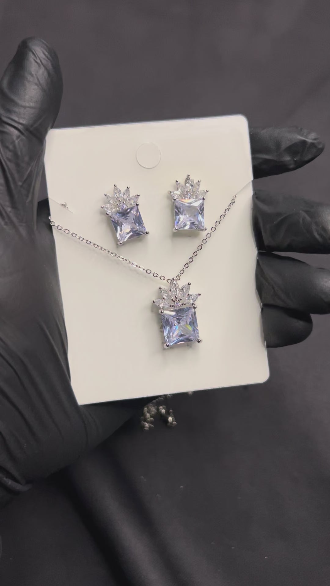 Imperial Crown Zirconia Pendant Set – 2 Piece